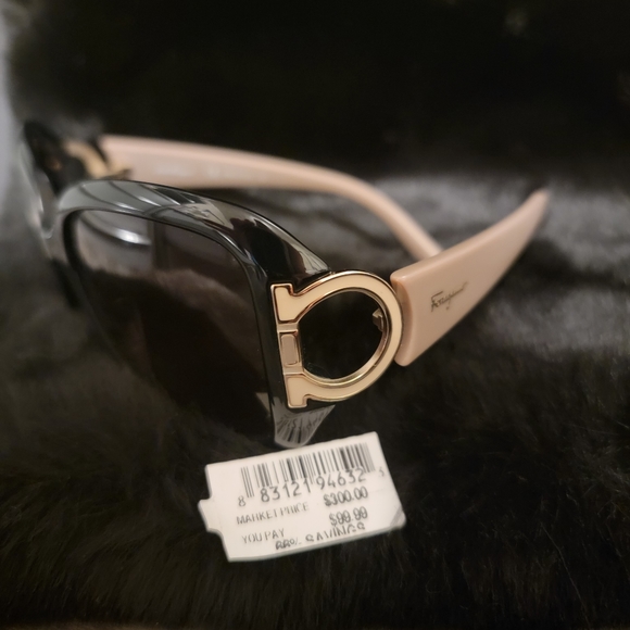 EUC Salvatore Ferragamo Sunglasses - Picture 3 of 3